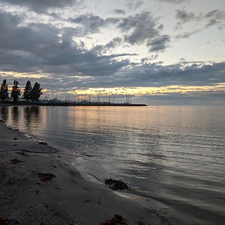 Sommerhus Ved Strand Og Lystbadhavn Soby - Aero ภายนอก รูปภาพ