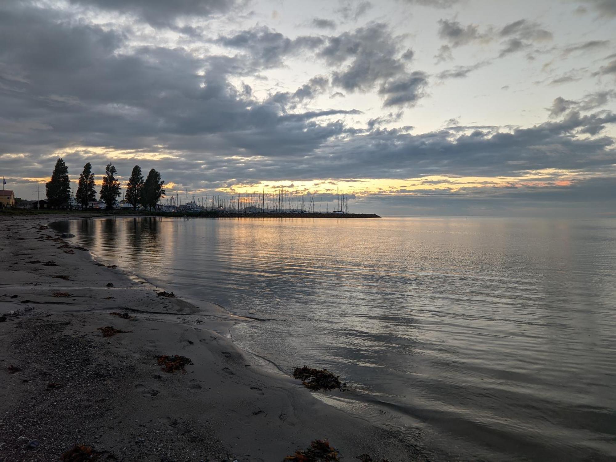 Sommerhus Ved Strand Og Lystbadhavn Soby - Aero ภายนอก รูปภาพ